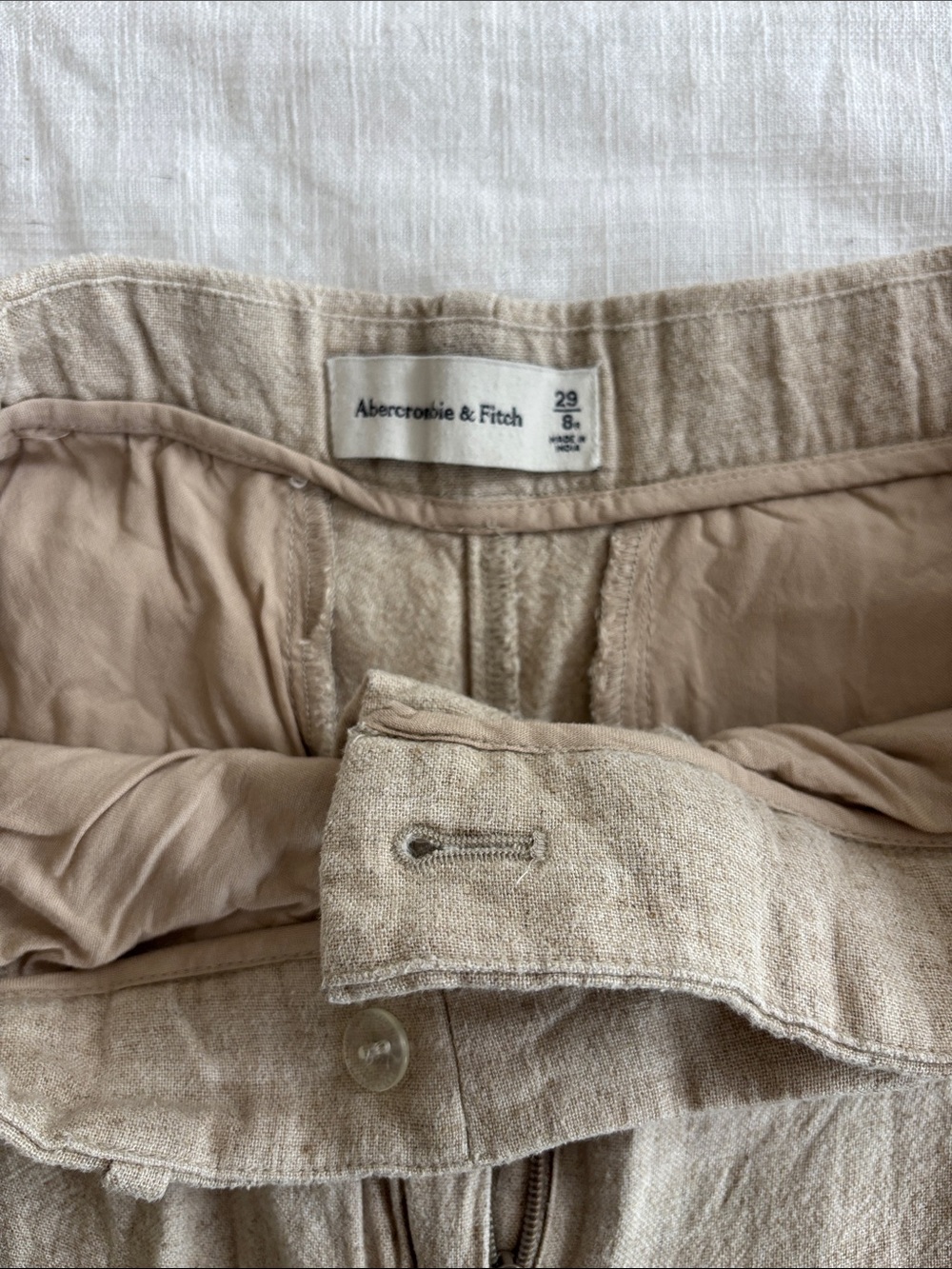 Abercrombie & Fitch Wide-Leg Linen-Blend Trousers in Light Beige - Picture 2 of 4